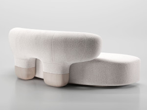 Изогнутый диван из ткани