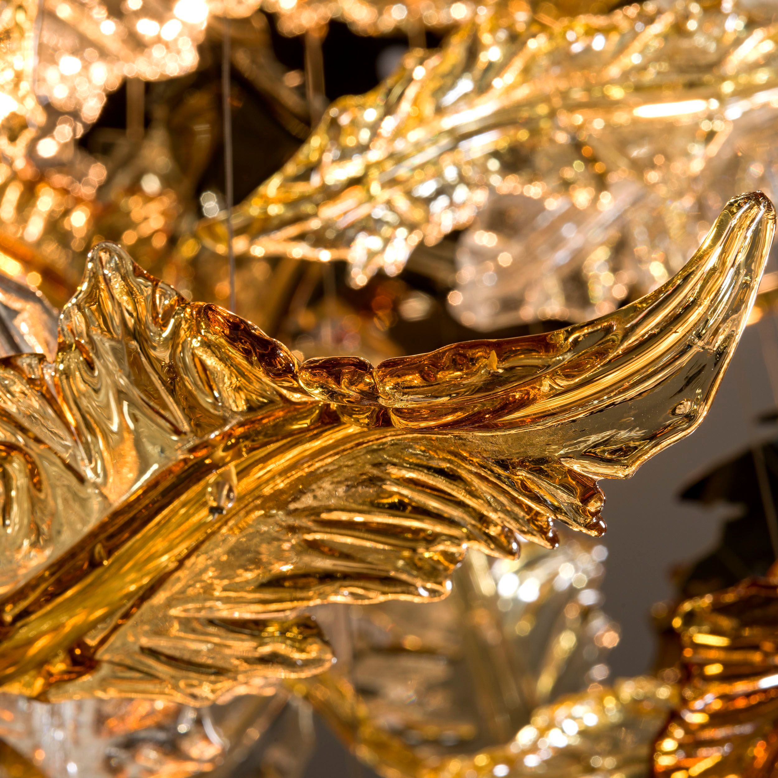 Потолочный светильник из дутого стекла с листьями водопада MULTIFORME AUTUMN LEAVES ARCH-00105918 - Вид №4