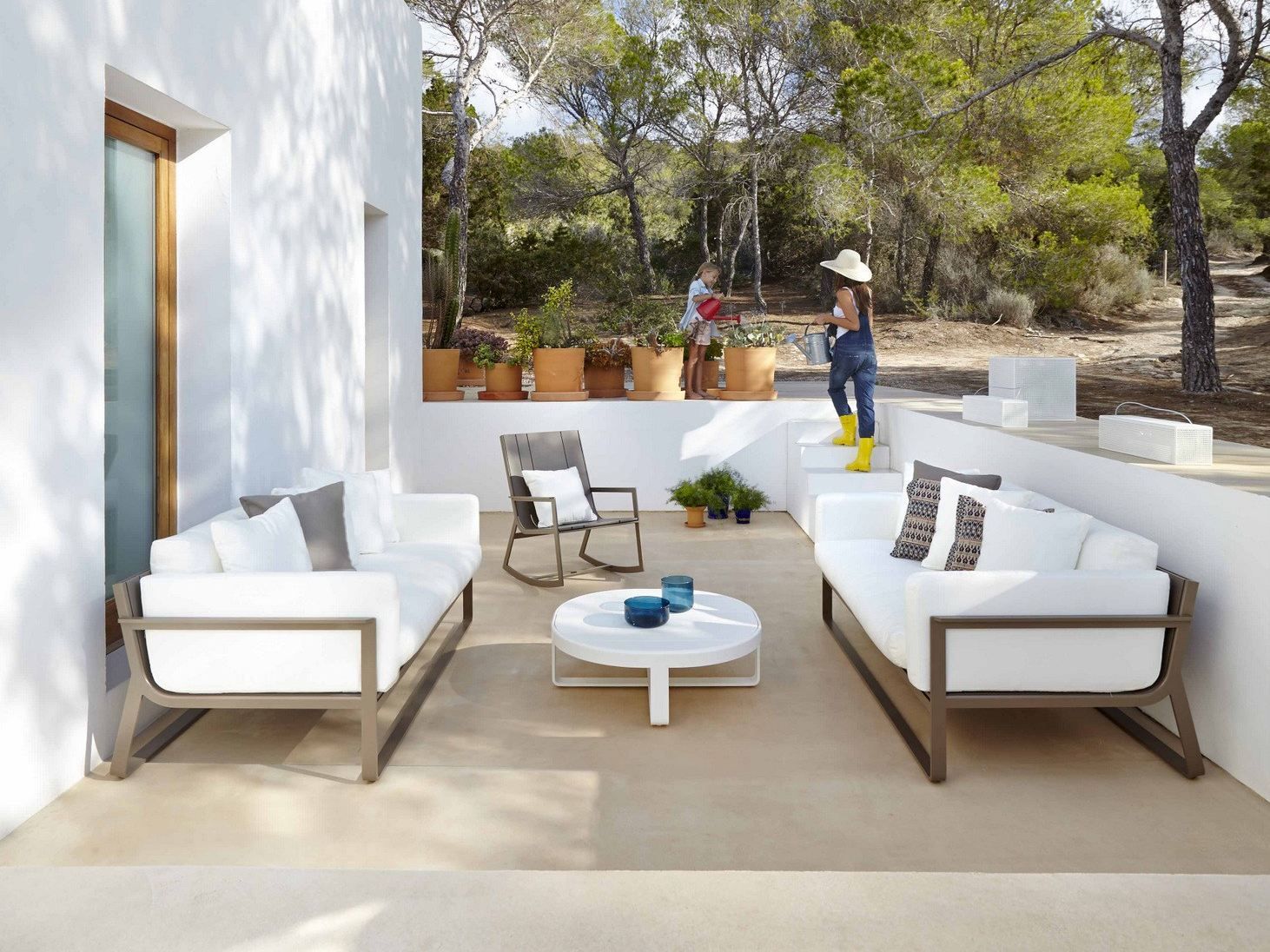 Круглый садовый столик из алюминия с термокрытием GANDIABLASCO ARCH-00025383