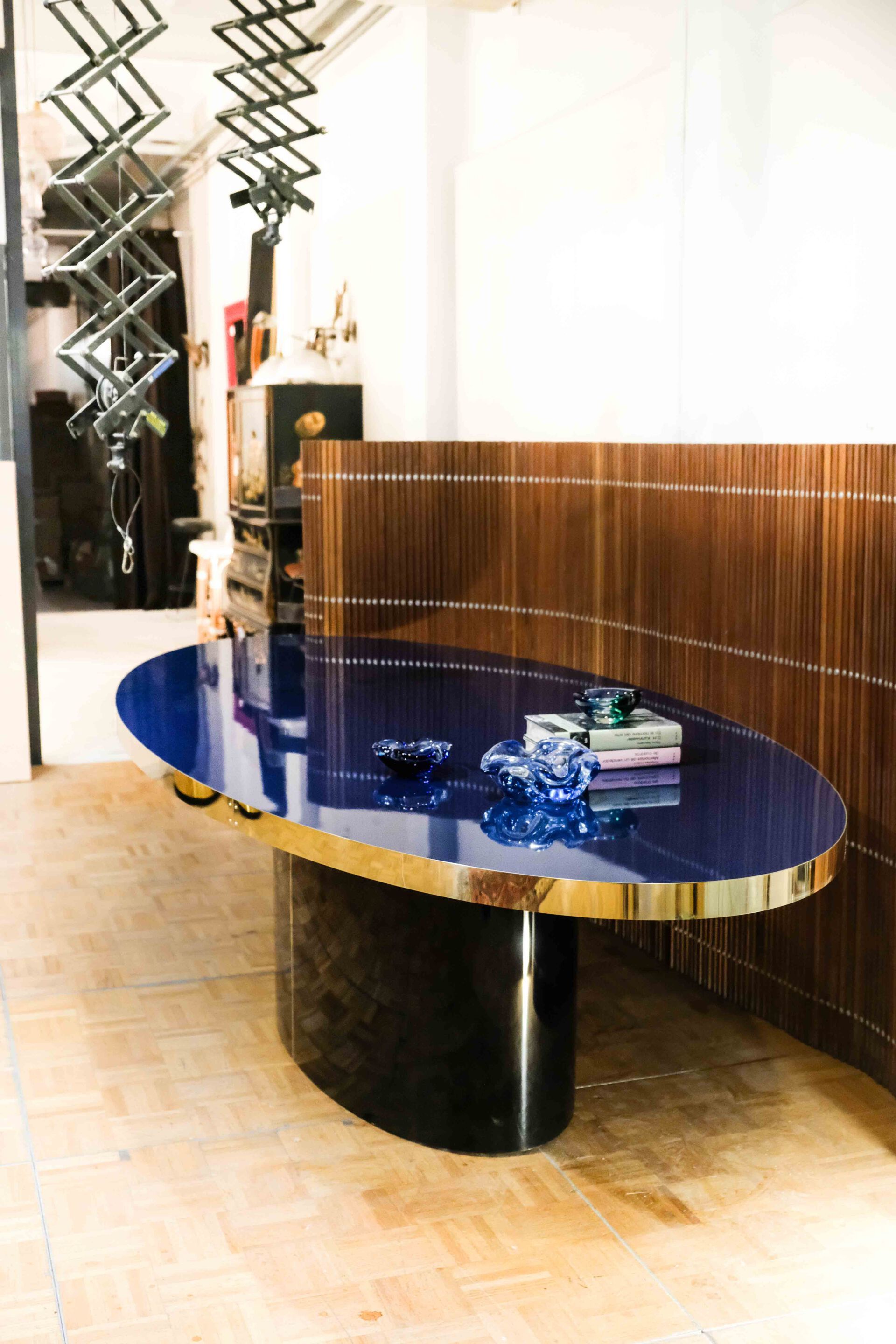 Овальный стол из ламинированного стекла Jover+Valls Antique Boutique-Malibu ARCH-00078749 - Вид №10