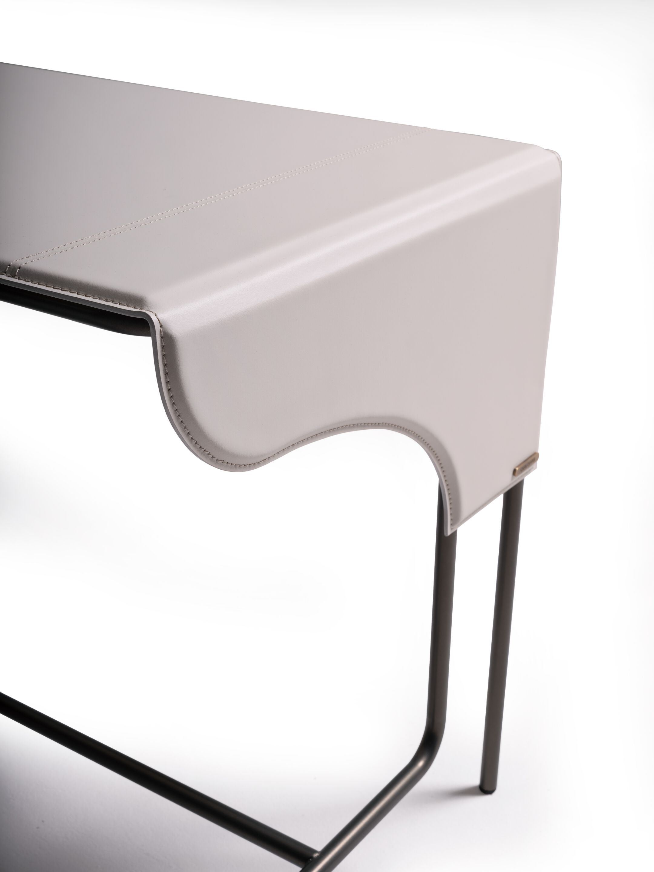 Кожаный стол Casa Covre LIBRA ARCH-00087262 - Вид №1