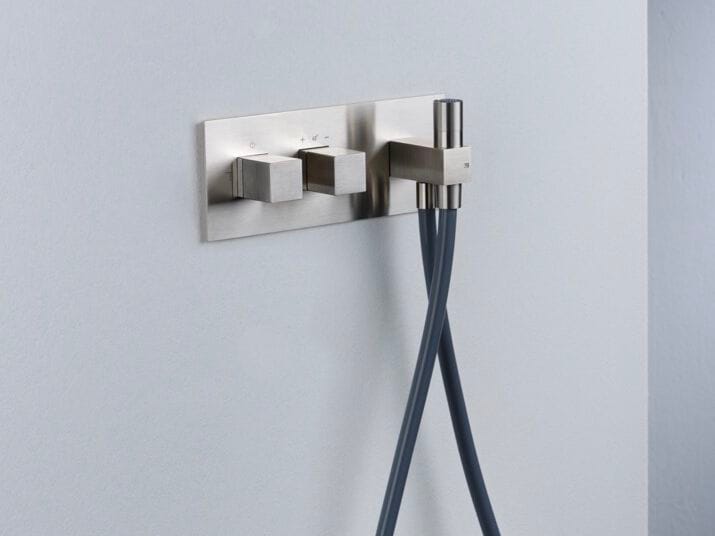 Термостатический смеситель для душа из нержавеющей стали с ручным душем BEAMTECH T-Select ARCH-00142954