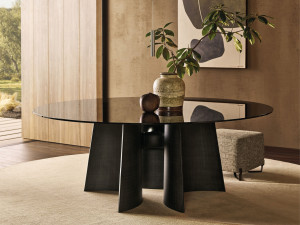 Круглый стеклянный стол