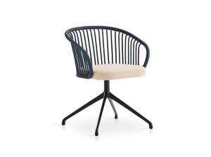 Ротанг поворотный стул со встроенной подушкой