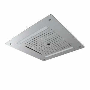 Скрытая потолочная лейка душа 60 см. Режимы душа: тропический душ, водопад и ламинарная струя. Дополнительная функция: хромотерапия. В комплекте пульт дистанционного управления для хромотерапии. Защита IP67. Источник питания 110-230 В. Душевой клапан в ко