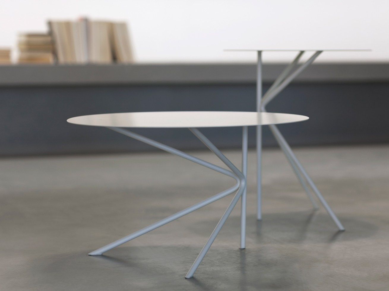 Низкий круглый журнальный столик для контракта MEMEDESIGN TWIN B ARCH-00102264 - Вид №1