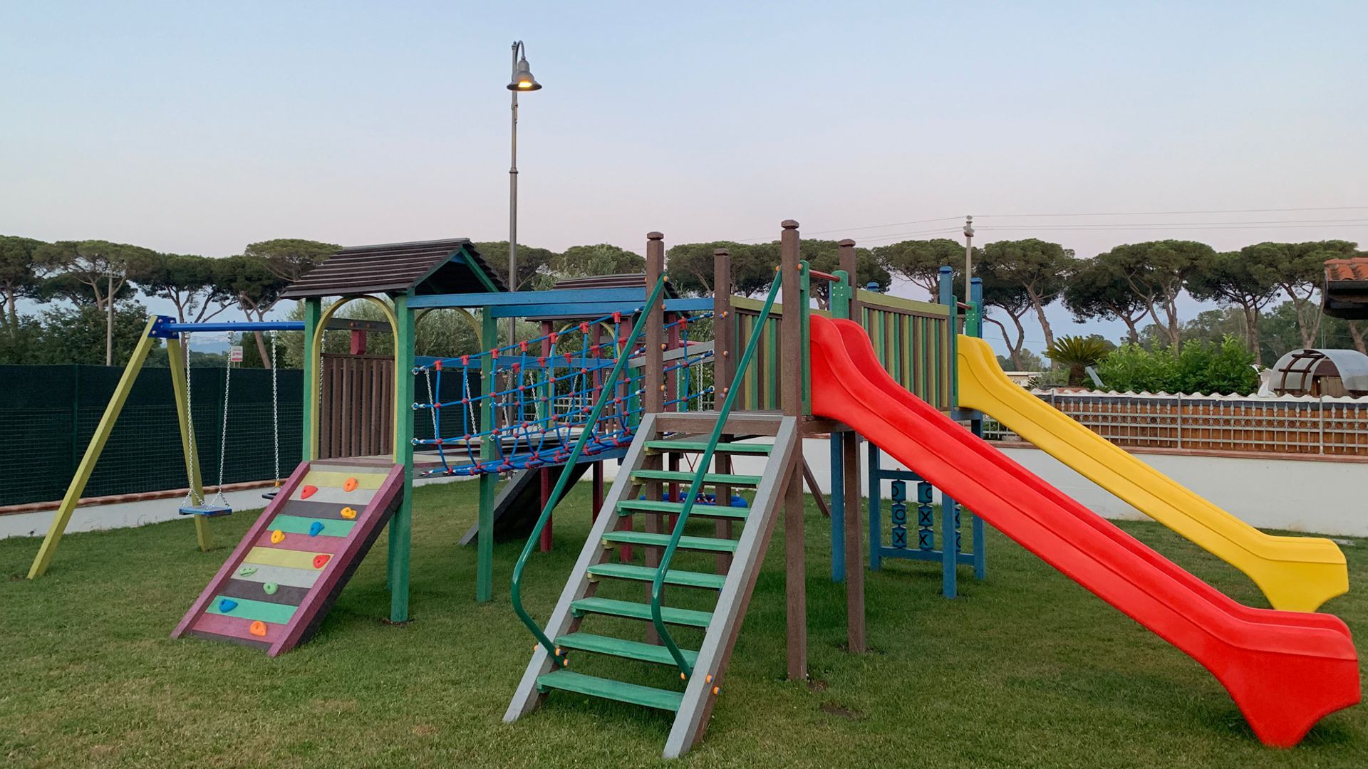 Рециркулированная пластиковая игровая структура EUROCOMITALIA COMBI SPIDER ARCH-00111578 - Вид №1