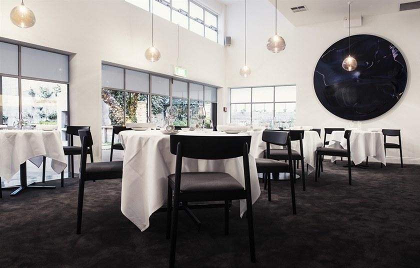 Andreu World Штабелируемый стул из бука со встроенной подушкой Smart Si0611  - Вид №3