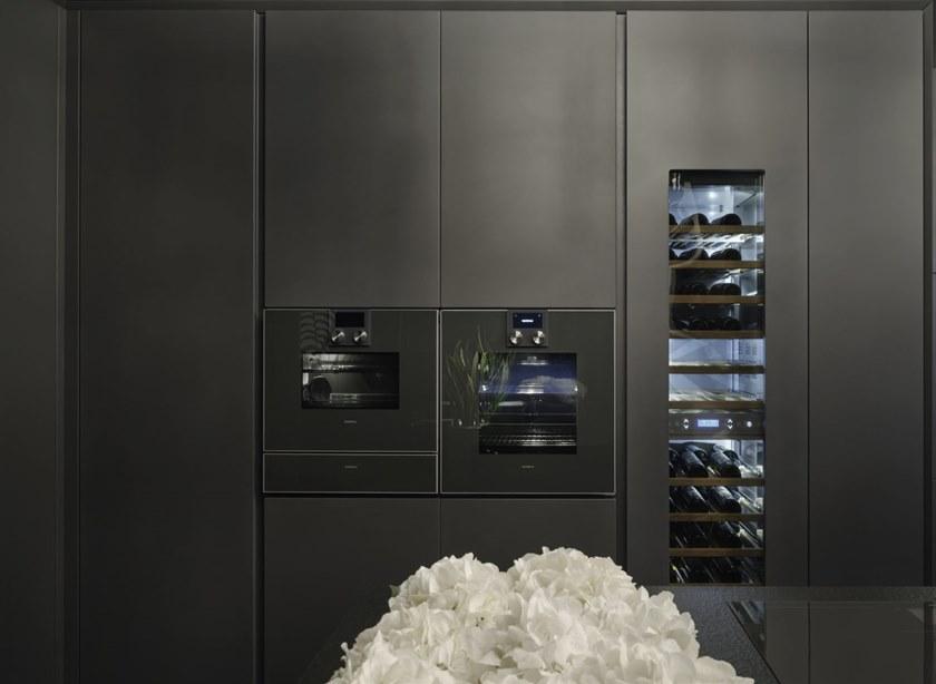 RIFRA Кухня с островом в черном бетоне и черном матовом лаке One sun-id-1423807 - Вид №1