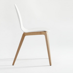 052809 Стул Bob Ondarreta