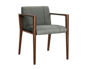 Тканевый стул с подлокотниками