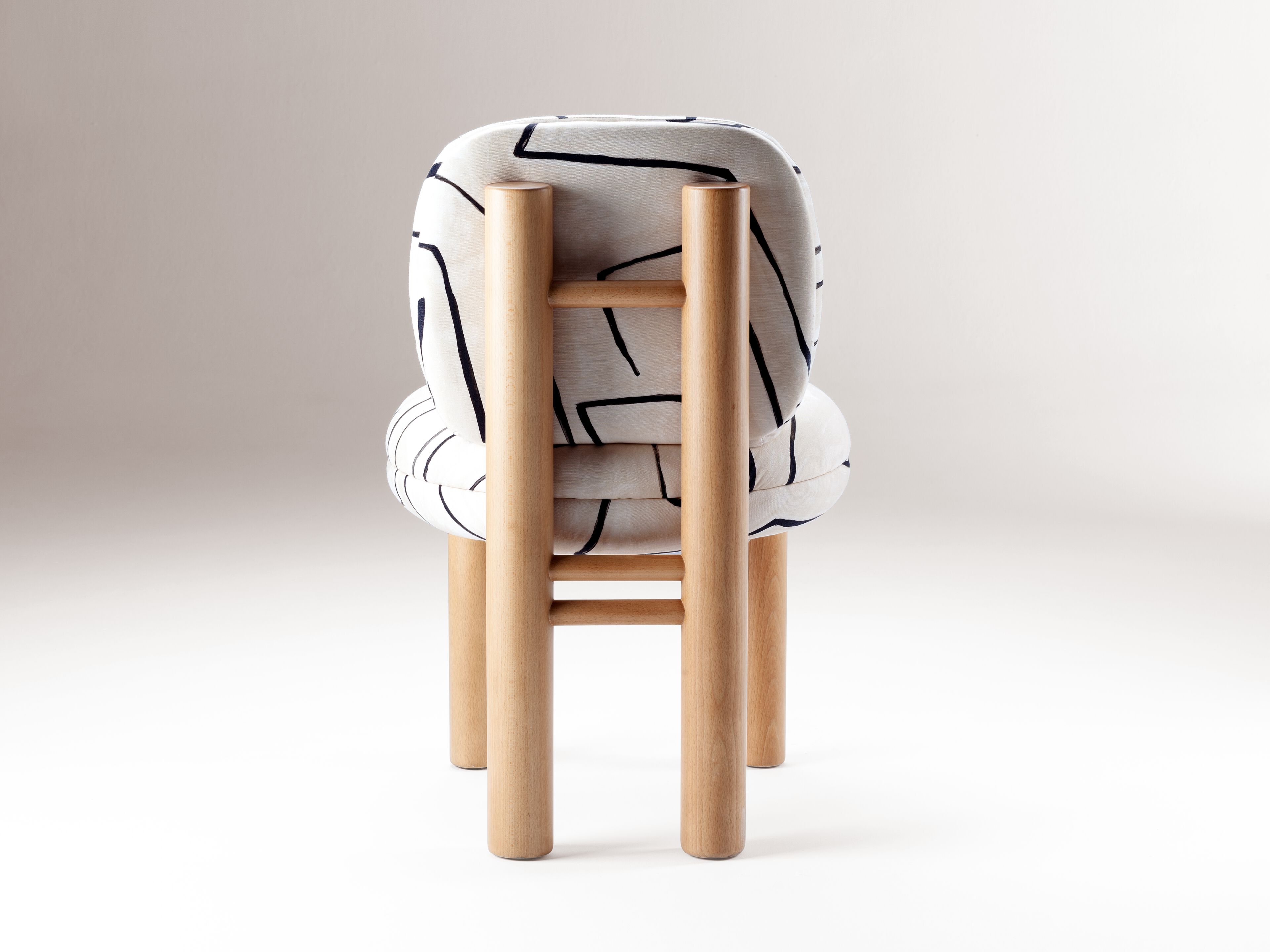 Мягкий стул из ткани DOOQ Aimi ARCH-00039913 - Вид №3