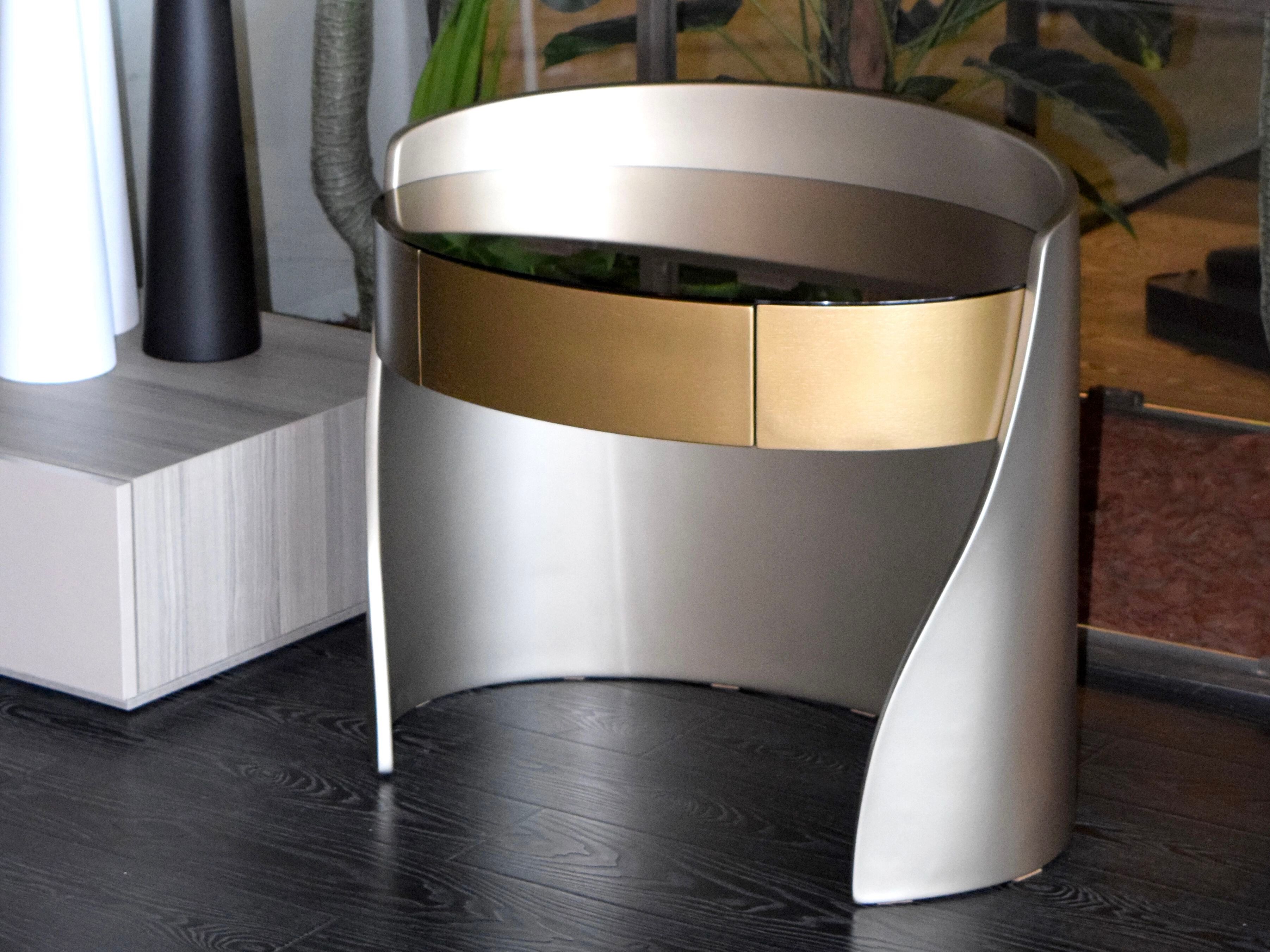 Овальная кожаная тумбочка с ящиками ABLE HUG ARCH-00052800