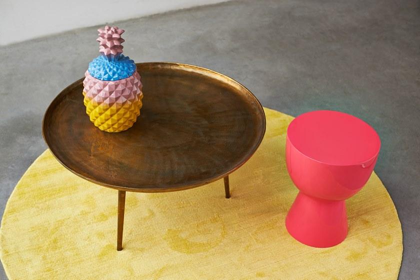 Pols Potten Круглый алюминиевый журнальный столик  390-070-074  - Вид №2