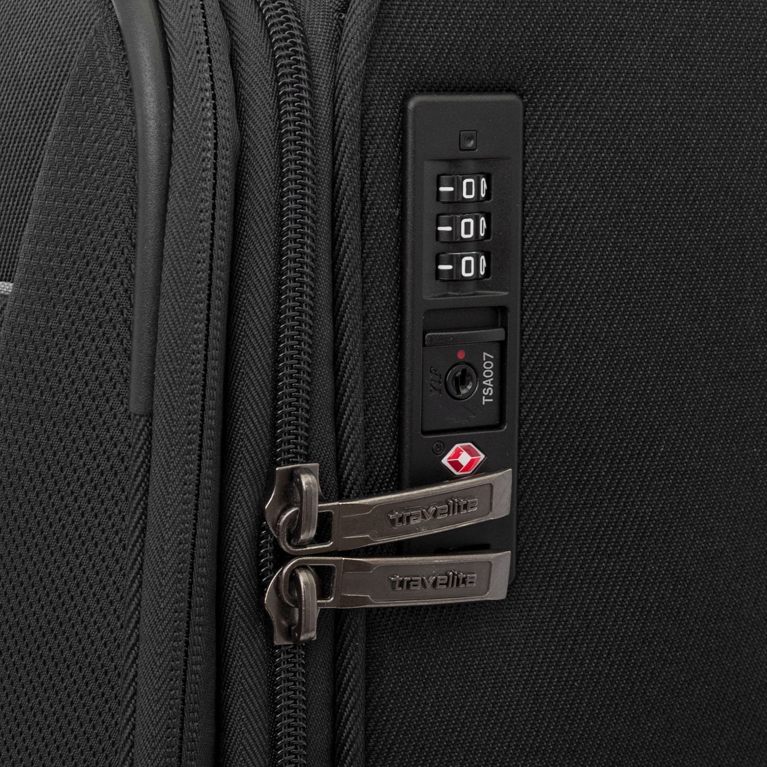 89848-01 Чемодан 89848 M Travelite Capri - Вид №6