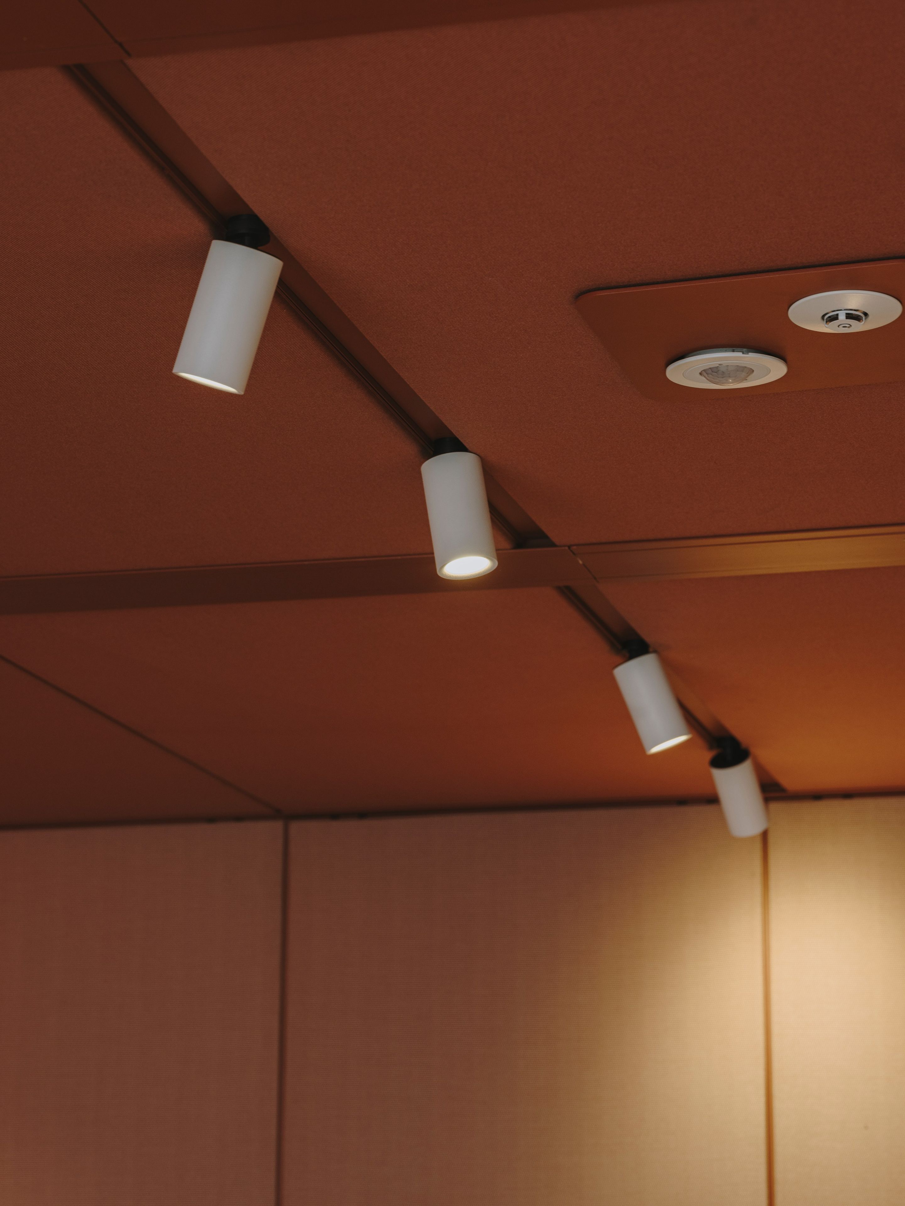 Акустическая офисная кабина со встроенным освещением Kettal Pavilion O ARCH-00035242 - Вид №1