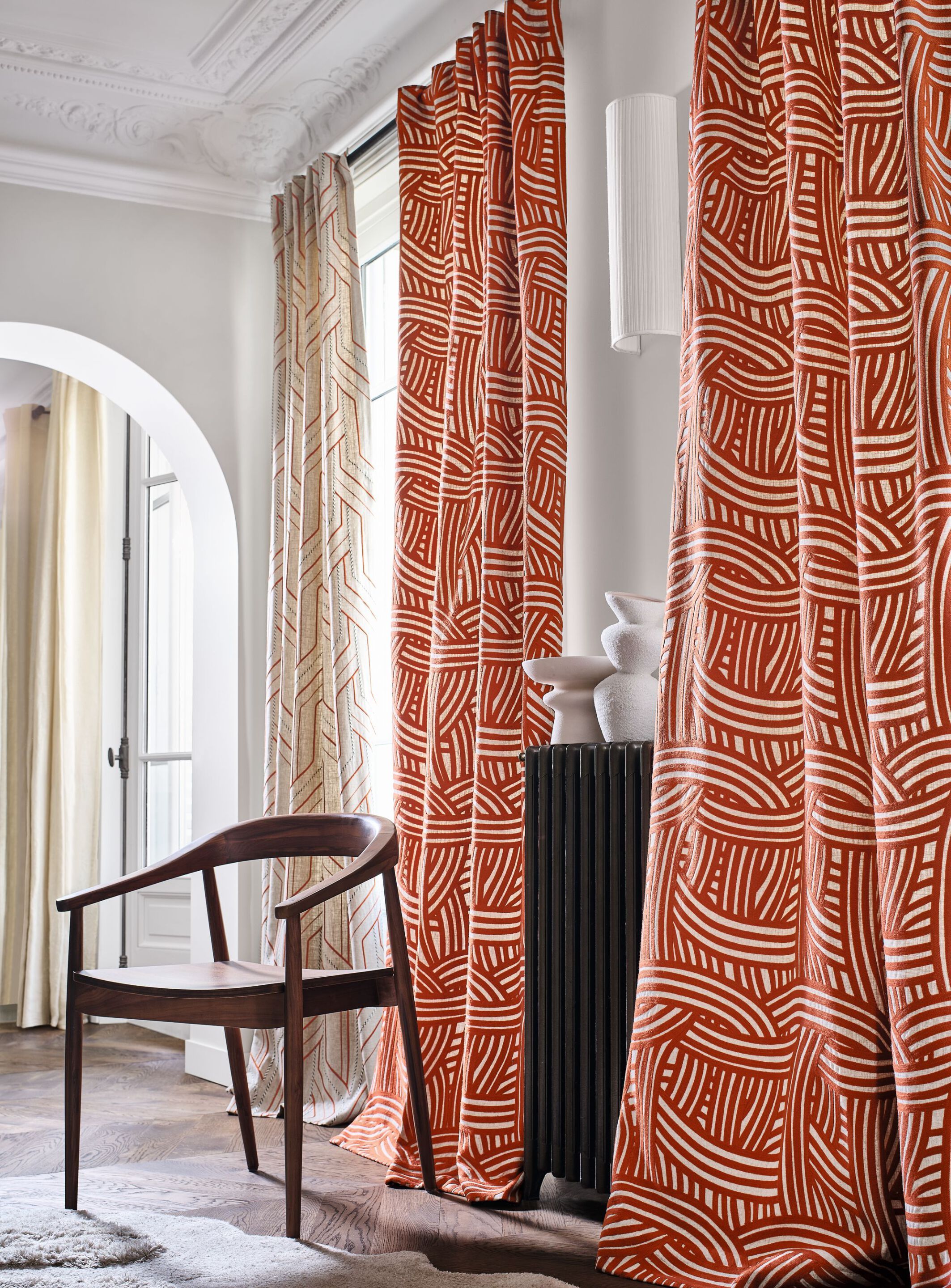 Вышитая ткань с графическим рисунком Casamance Valvidia ARCH-00047535 - Вид №1