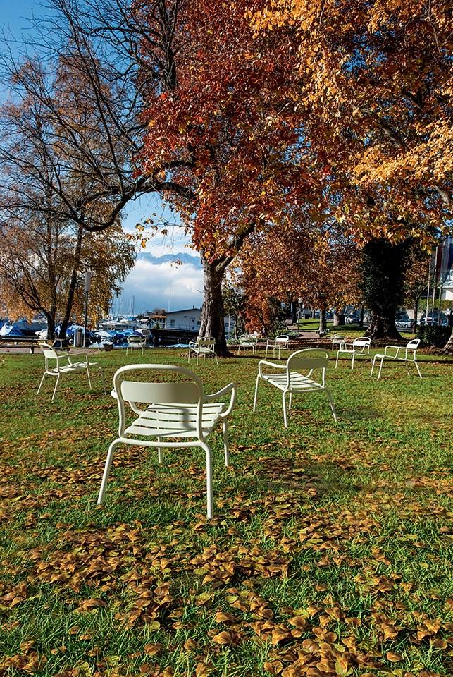 COLOS Штабелируемое кресло из листового металла с подлокотниками Stecca sun-id-1434652 - Вид №2