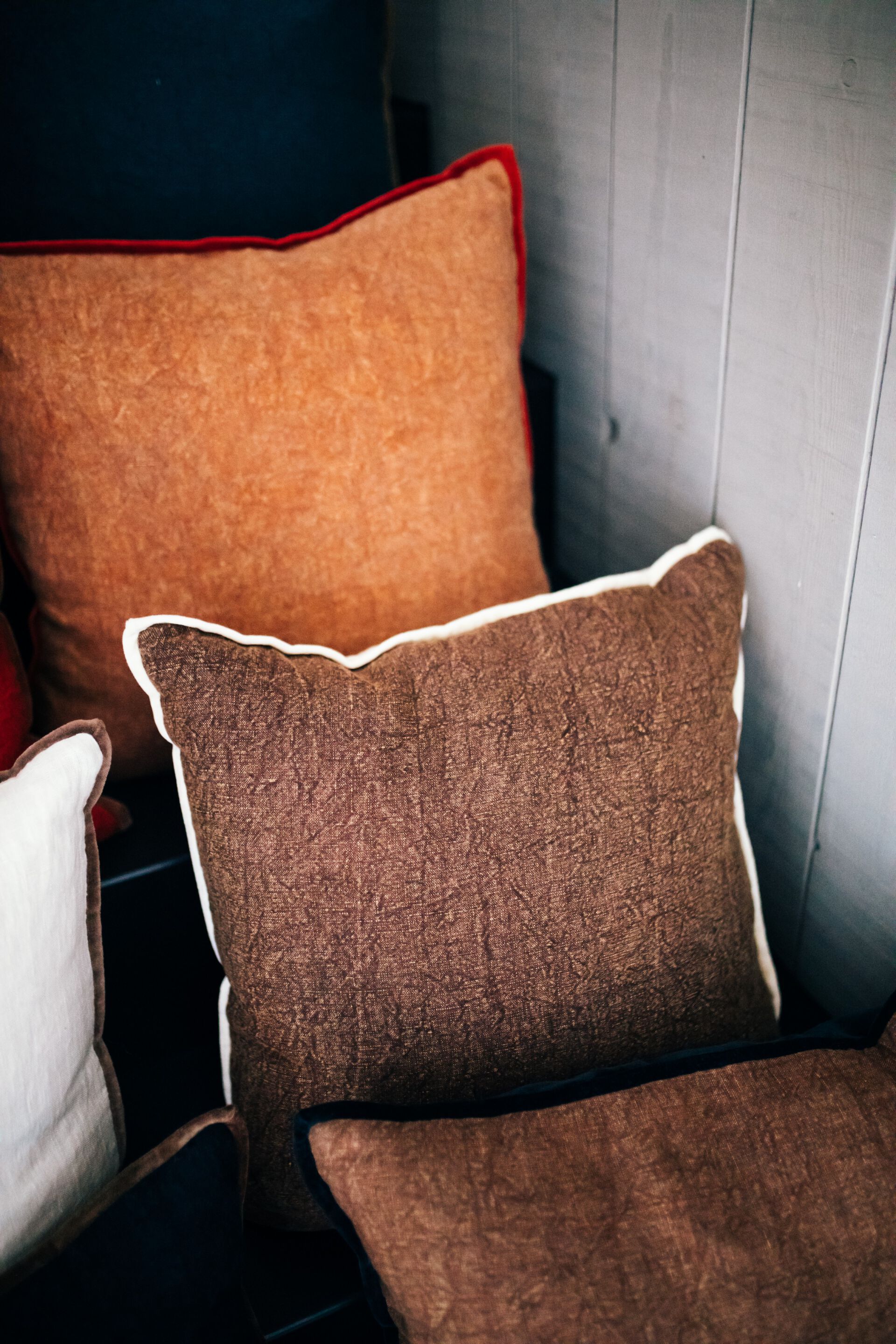 Подушка из льна и хлопка POMAX ALPHA OPPOSITES ARCH-00048053 - Вид №6