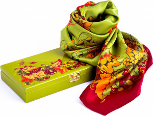 10660475 Хохломская Роспись Набор подарочный "Золотой листопад" (Высшая категория)130*240*25. Платок 89*89 Шелк