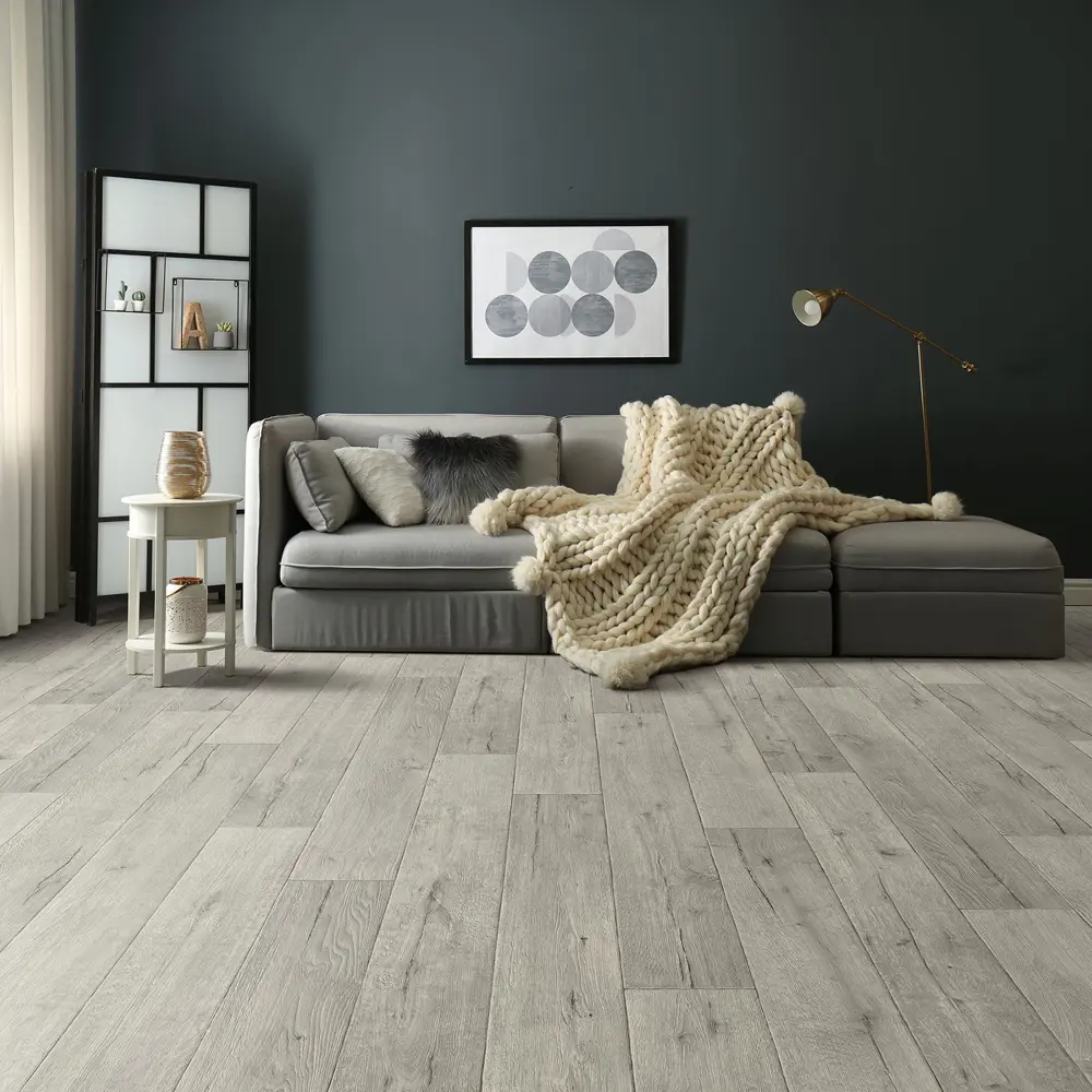 IVC Линолеум Дуб Столетний - полукоммерческое покрытие с текстурой натурального дерева 84953400 STLM-0891066