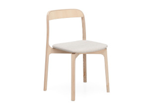 Стул из ясеня с мягким сиденьем