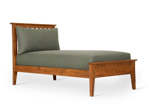 Односпальная кровать из тикового дерева