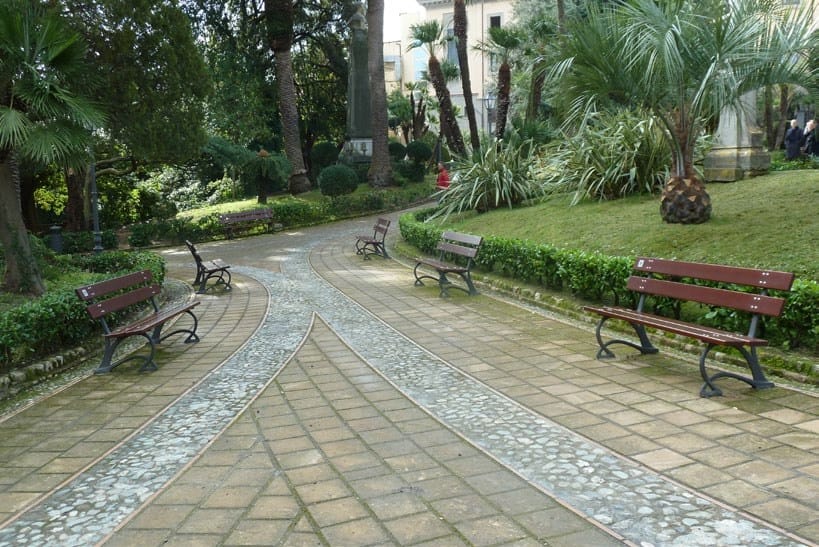 Деревянная скамья со спинкой Neri Salix ARCH-00078434 - Вид №4