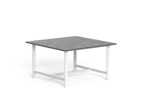 Квадратный садовый стол из керамогранита