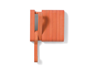 Настенная вешалка из массива дерева