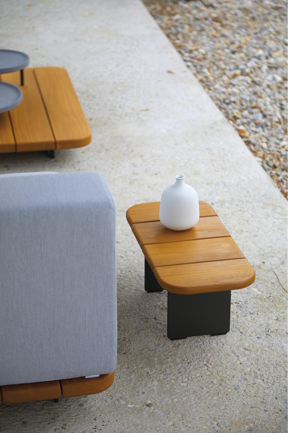 107030 Столик из массива тика 61,2 х 28 см Point Pal POINT1920