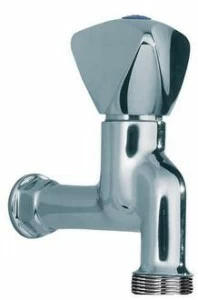 rvb Смеситель для умывальника настенный на одно отверстие Trio 1001.11.05