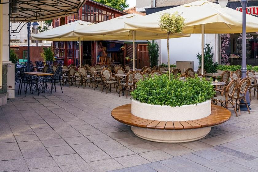 ENCHO ENCHEV - ETE Круглая скамья из бетона со встроенной сеялкой  92  - Вид №9