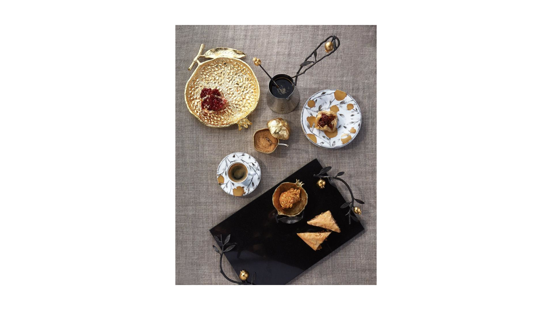 10556812 Michael Aram Доска для сыра с ножом Michael Aram Гранат 47х25см, гранит Гранит  - Вид №1