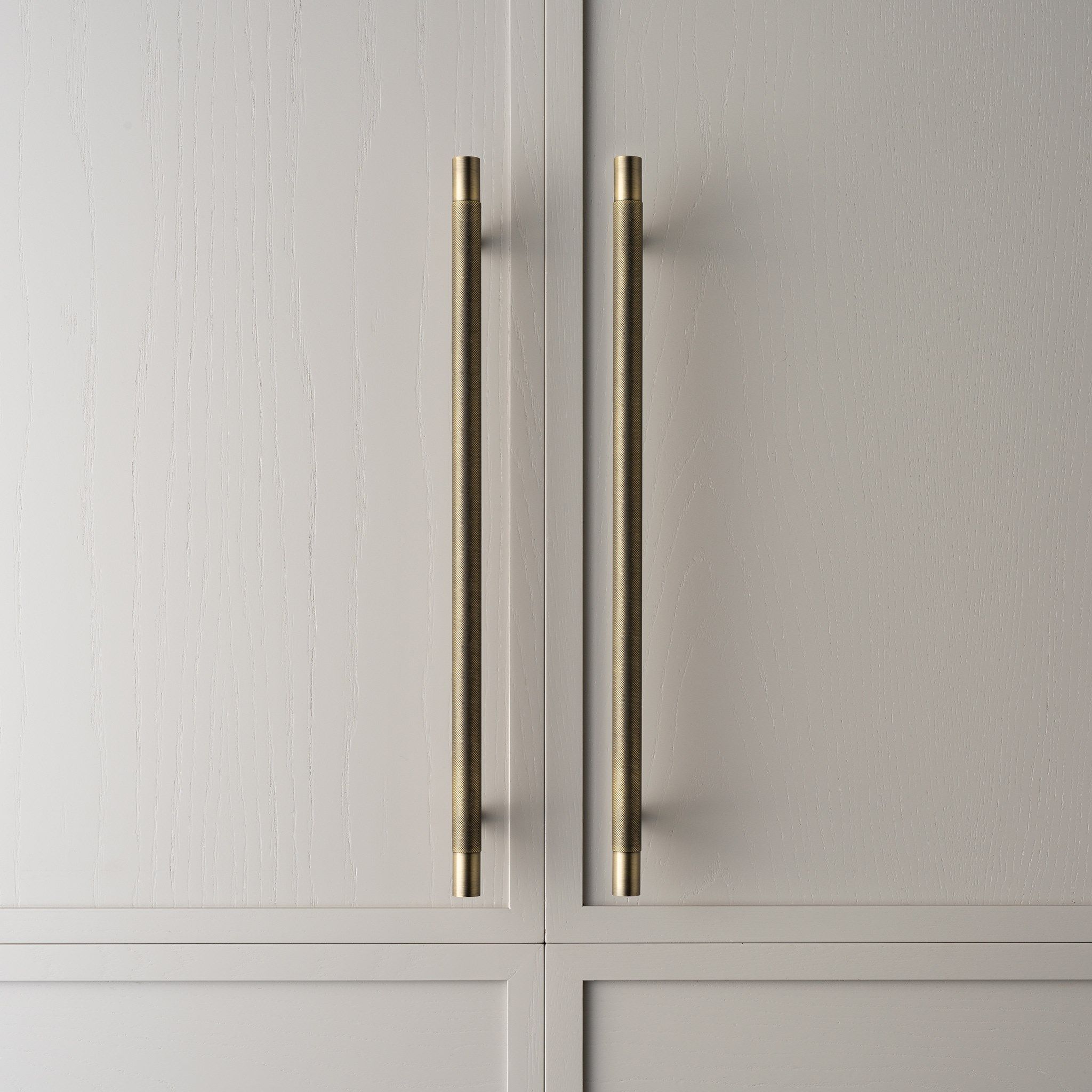 Латунь мост мебельная ручка Lo & Co Interiors Kintore ARCH-00096130 - Вид №9