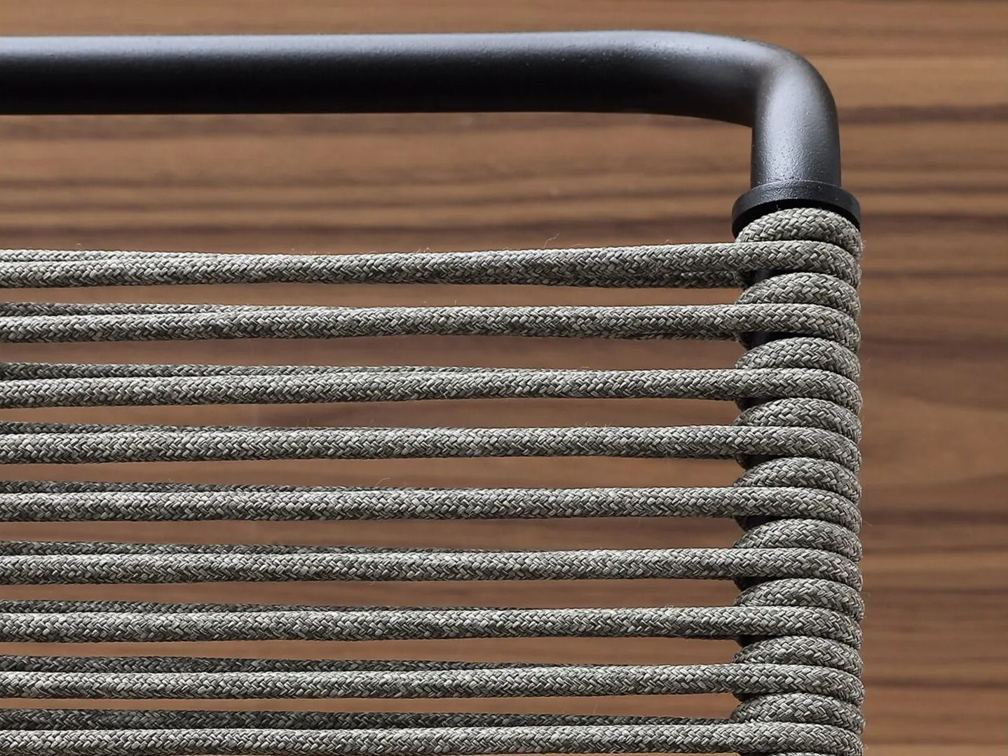 Плетеное алюминиевое садовое кресло-качалка Nodo Italia Beach House ARCH-00068244 - Вид №9