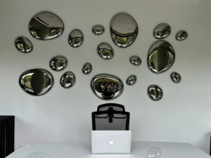 Декоративный предмет из зеркального стекла