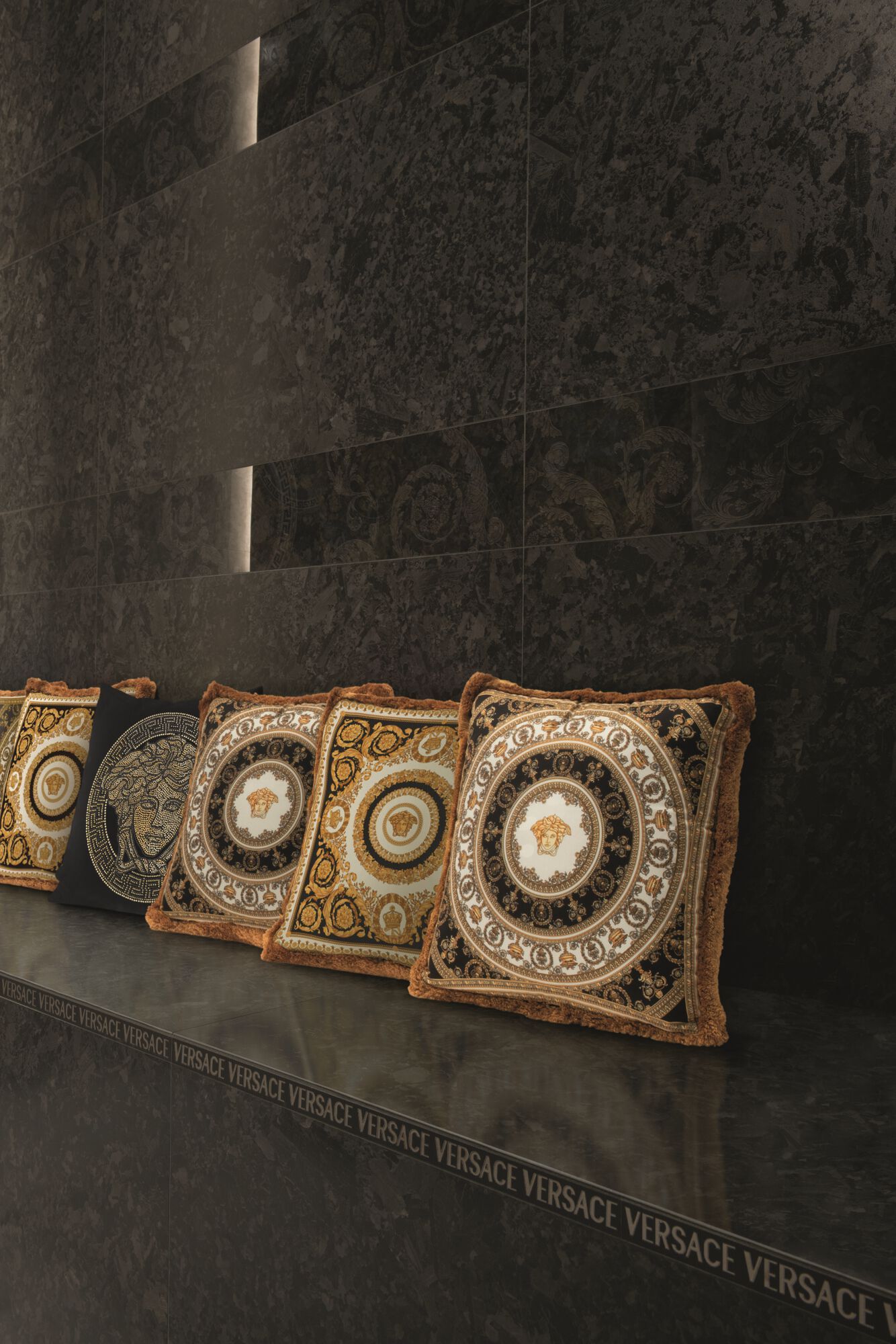 Пол / керамогранит Versace Ceramics метеорит ARCH-00140406 - Вид №2