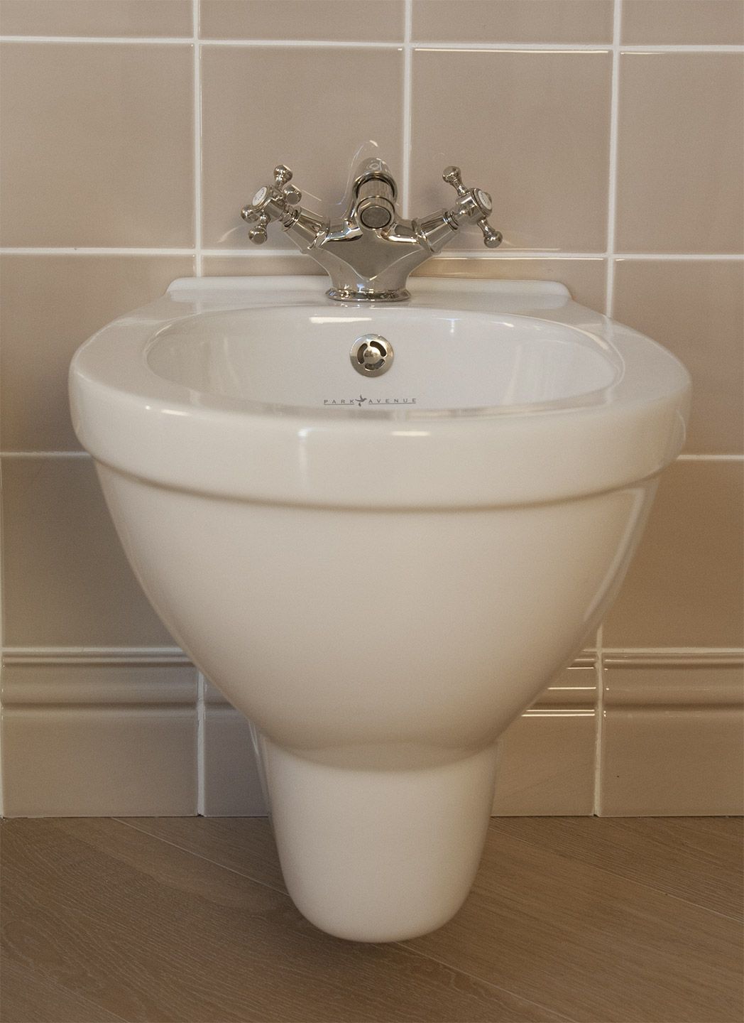 Смеситель для биде с одним отверстием и отдельными розетками Park Avenue Hopkins ARCH-00125511 - Вид №2