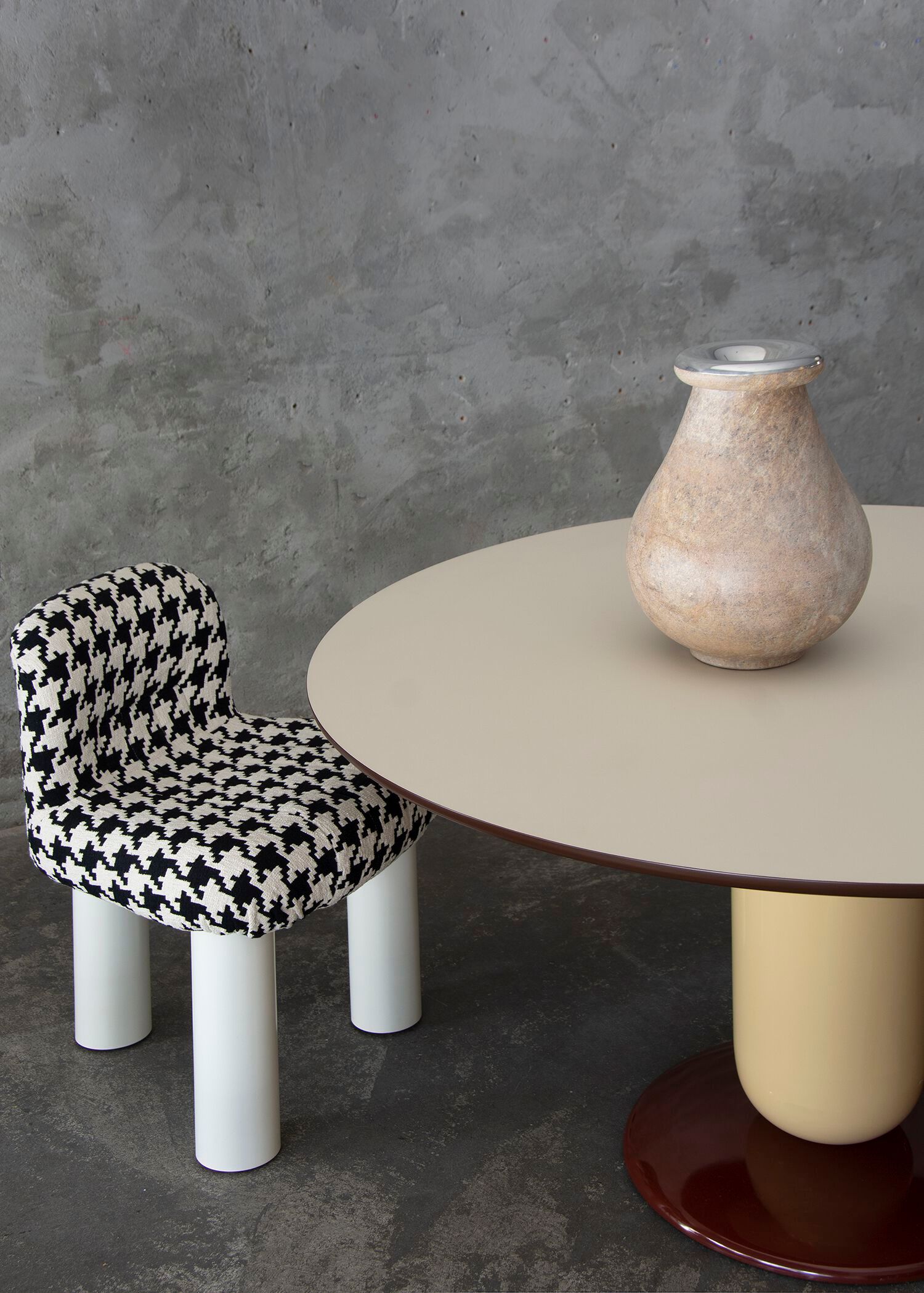 Круглый стол из стекловолокна и столешница Fenix BD Barcelona Explorer ARCH-00033865 - Вид №4