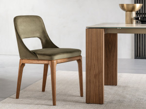 Мягкое деревянное основание стула