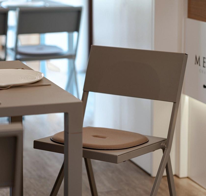 emu Mia  410  - Вид №8