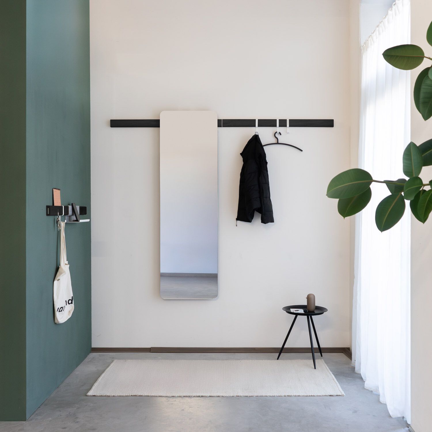 Деревянная секционная прихожая с настенным зеркалом Variand Furniture E11 ARCH-00131880 - Вид №5