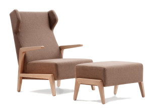 Кресло с подголовником