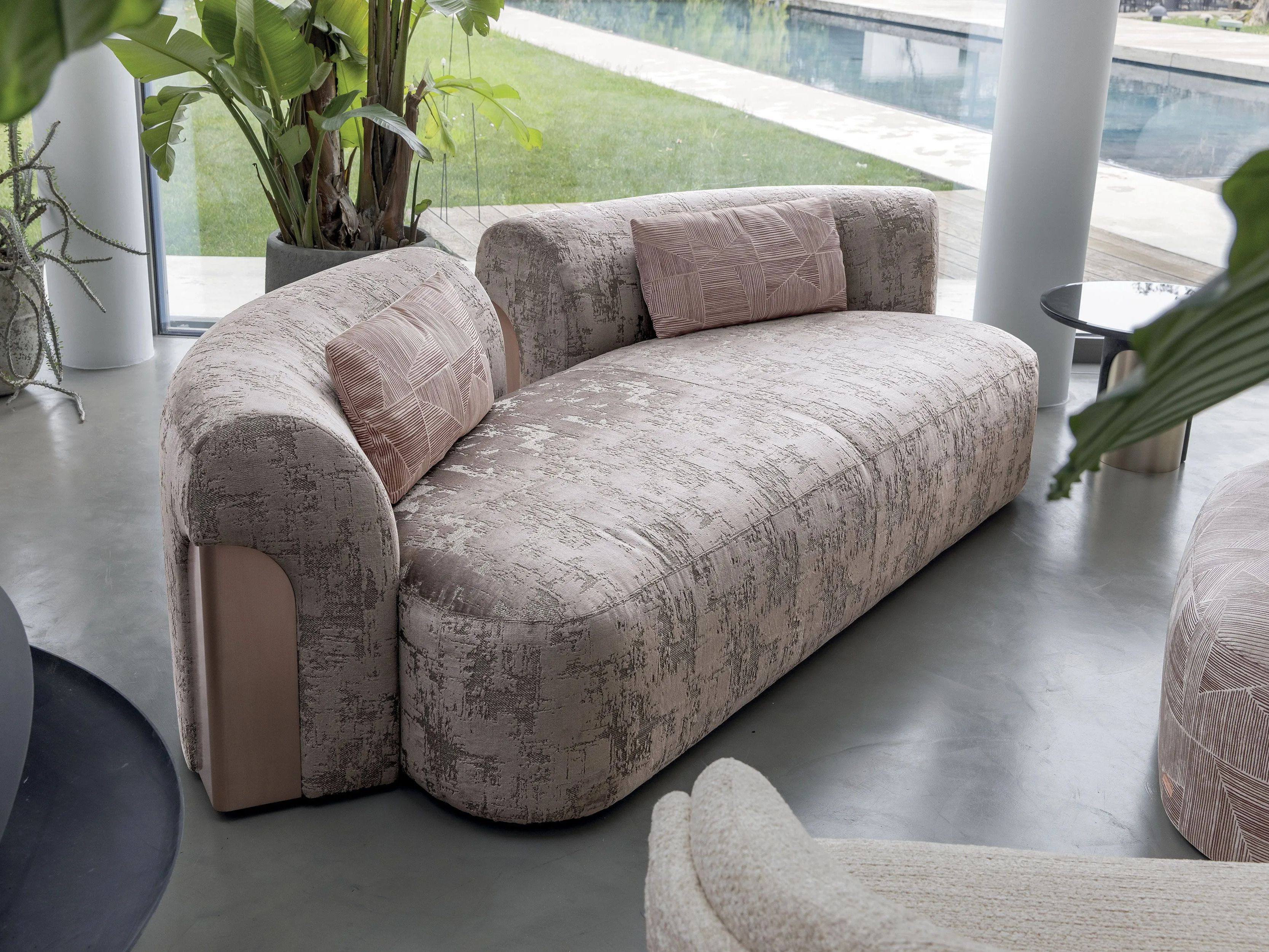 2-местный тканевый диван Longhi Blooming ARCH-00079565