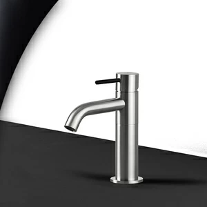 Смеситель для раковины сталь матовая с черной ручкой Toki Radomonte TKS1SCIL12