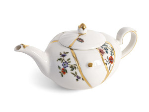Фарфоровый чайник