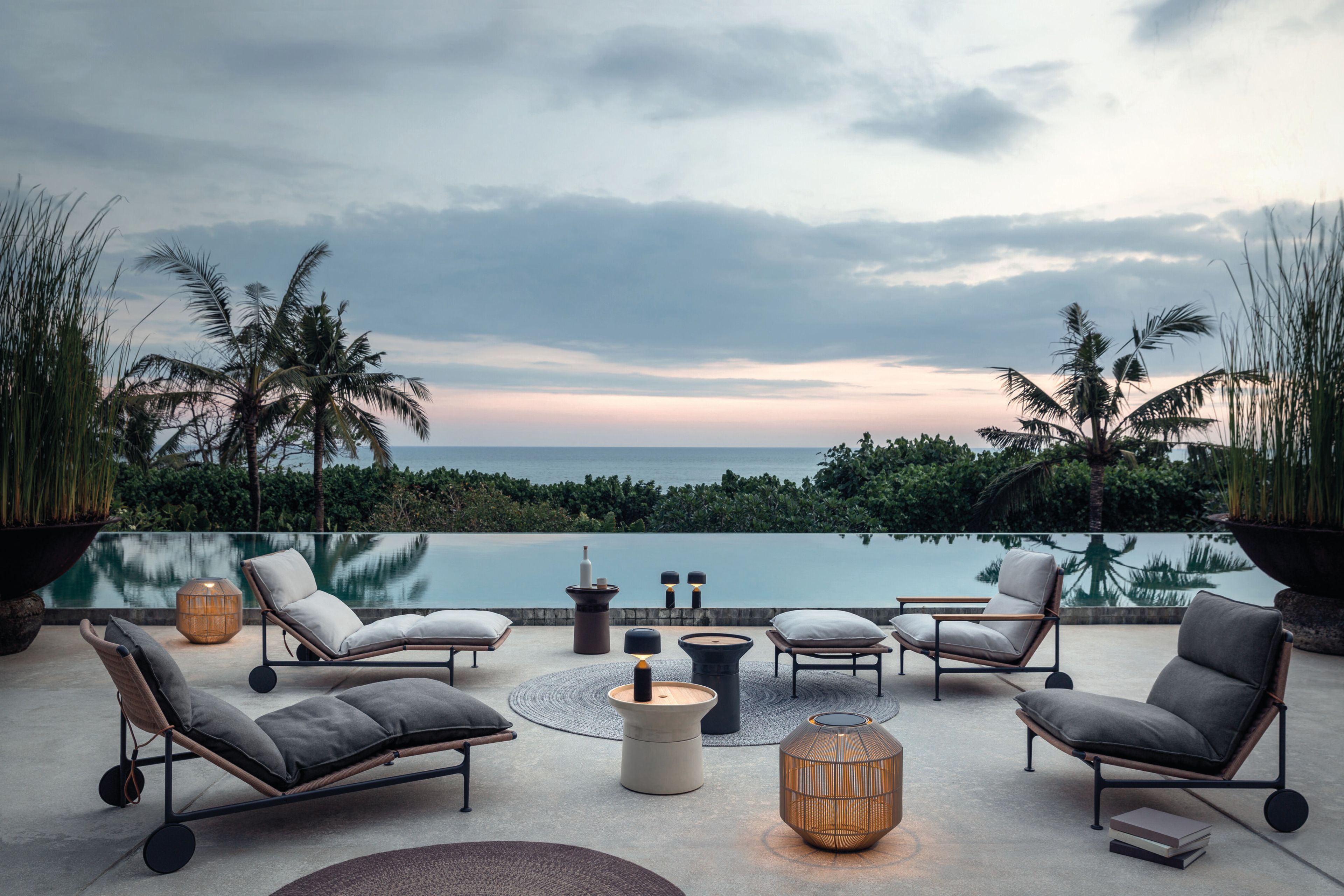 Плетеная и тканая прямоугольная Садовая подставка для ног Gloster Zenith ARCH-00032996 - Вид №1