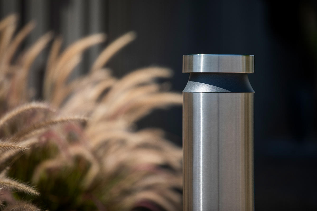 FSRT241 Столбик Helio, серия 600  Forms-surfaces  - Вид №12