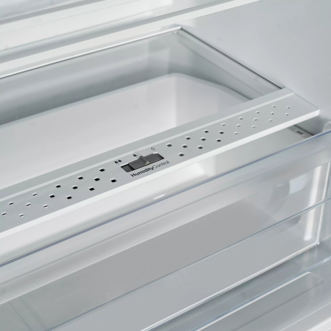 9067467 Встраиваемый холодильник DeLonghi DCI 17NFE BERNARDO STDN-0150006 - Вид №8